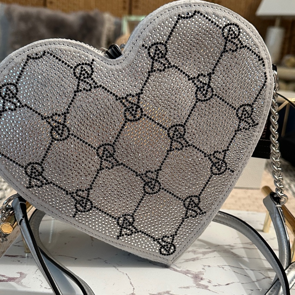 Heart-Shaped Silver Designer Bag, victoria ‘S secret.